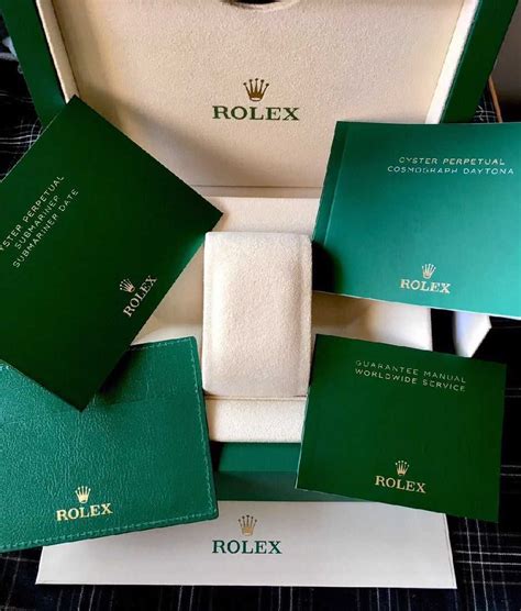 what color is a rolex box